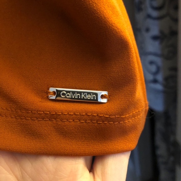 Calvin Klein Dark Orange Sleeveless Blouse women’s small - Picture 2 of 4